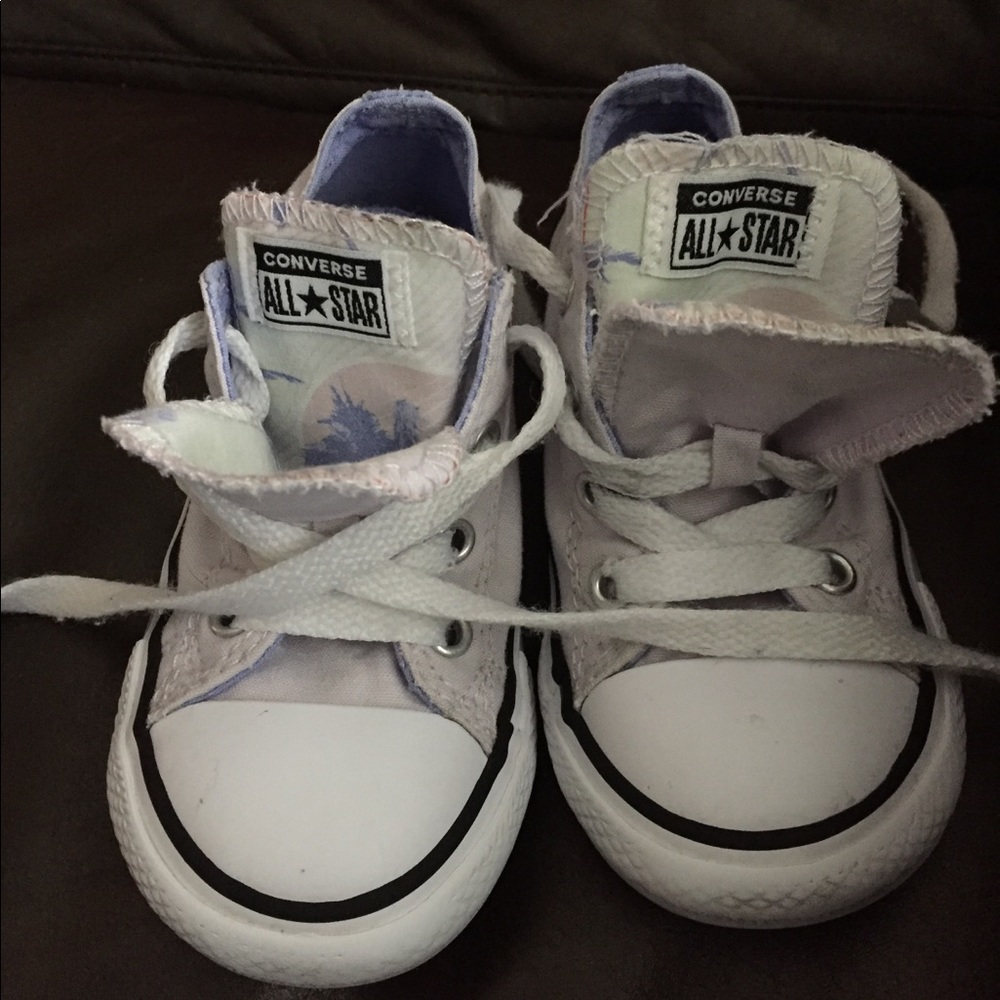 Converse All Star Toddler Girl Size 8 Purple